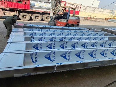 牛場恒溫飲水槽底部出現(xiàn)沉淀物堆積，難以清理，還會影響恒溫效果，有效的清理方法